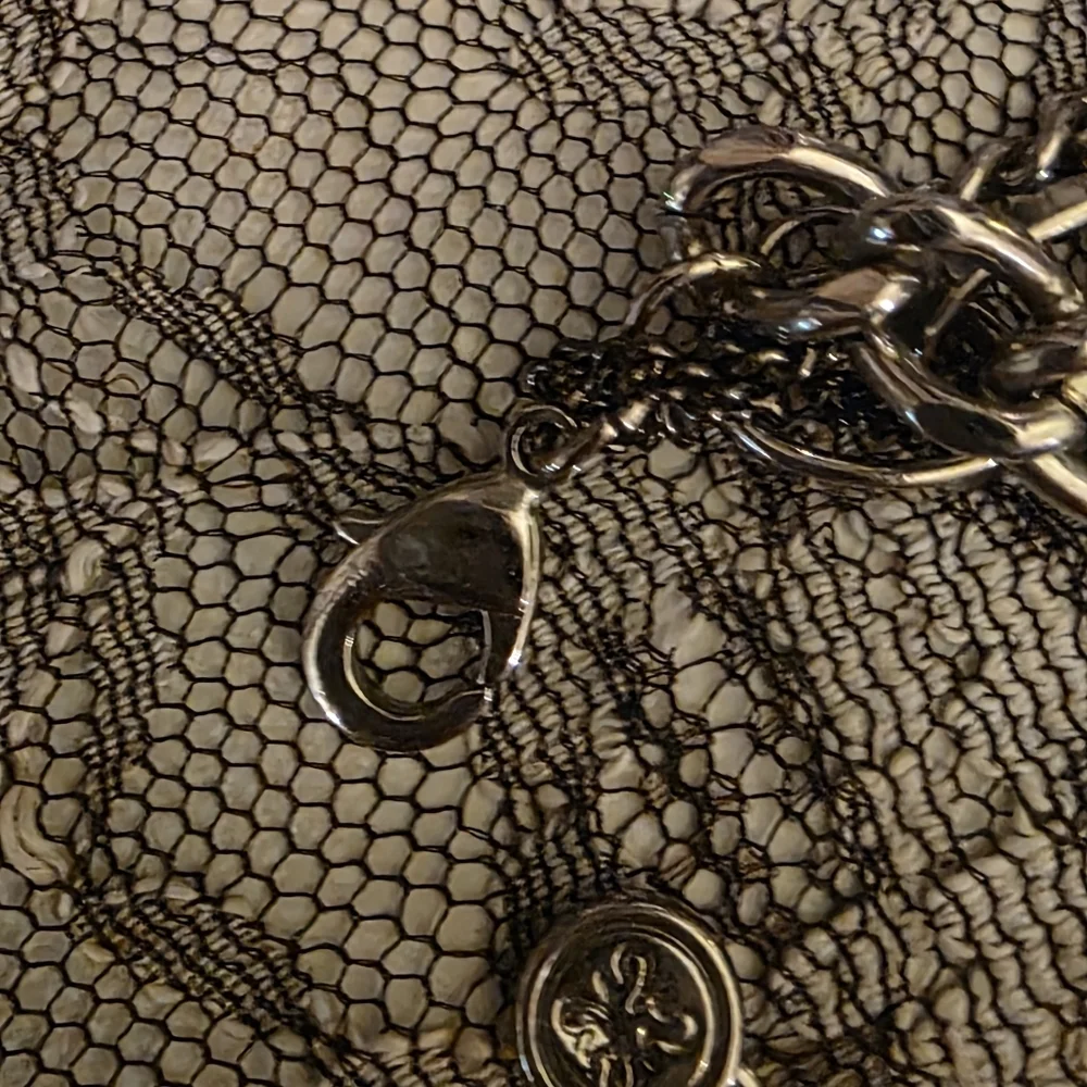 Long Silver Link Chain Necklace – Y2K Retro Beaded Statement Piece